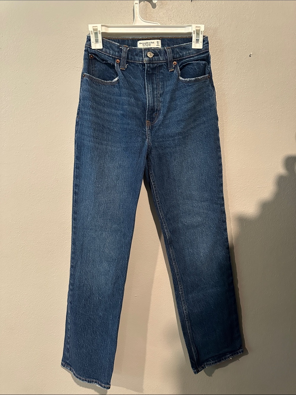 Abercrombie Dark Blue Straight-Leg Jeans ultra high rise